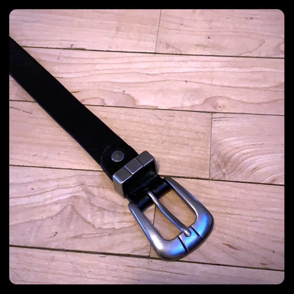 Black faux leather belt